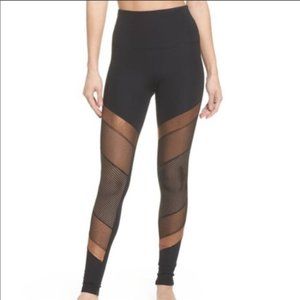 Beyond Yoga x Equinox Limited Edition Leggings